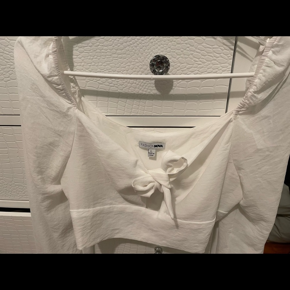 Fashion nova cropped white top
